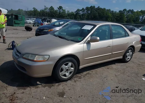 2000 Honda Accord 3.0 Ex from USA, damaged, VIN 1HGCG1651YA020394